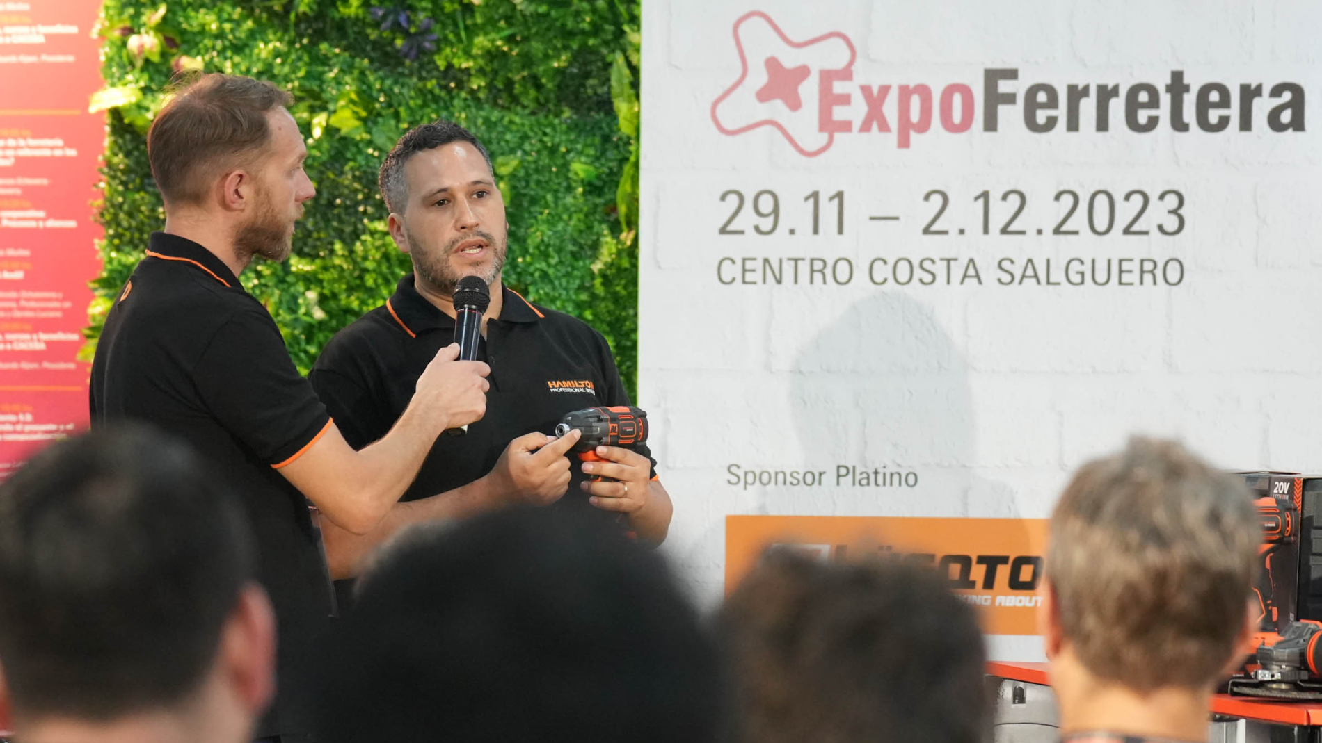 Exhibitors' conferences